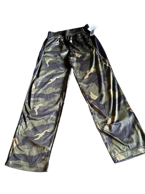 Old Navy Other - Old Navy Kids Camo Sweatpants in Olive and Black Size 10-12 NWT